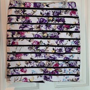 White House and Black Market floral lined skirt